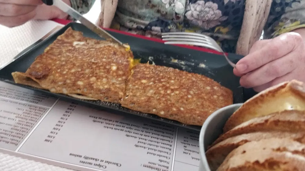 Pannenkoek Gevuld Met Kaas En Ham